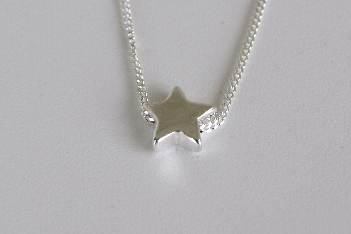Sterling Silver Smooth Star Necklace